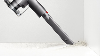 crevice tool of Dyson V7 Animal cleaning debris